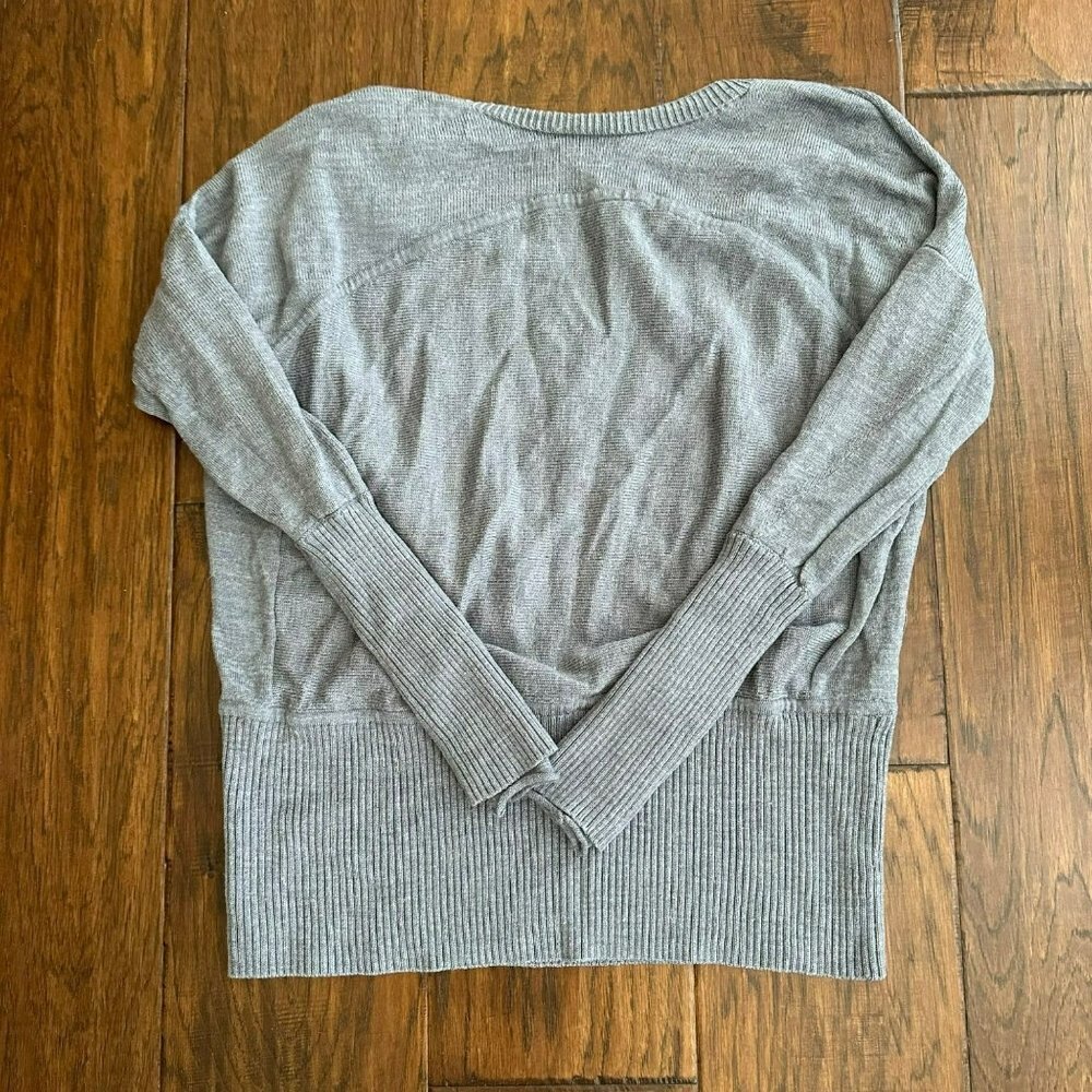 Lululemon womens loose neck sweater in gray - Picture 3 of 8